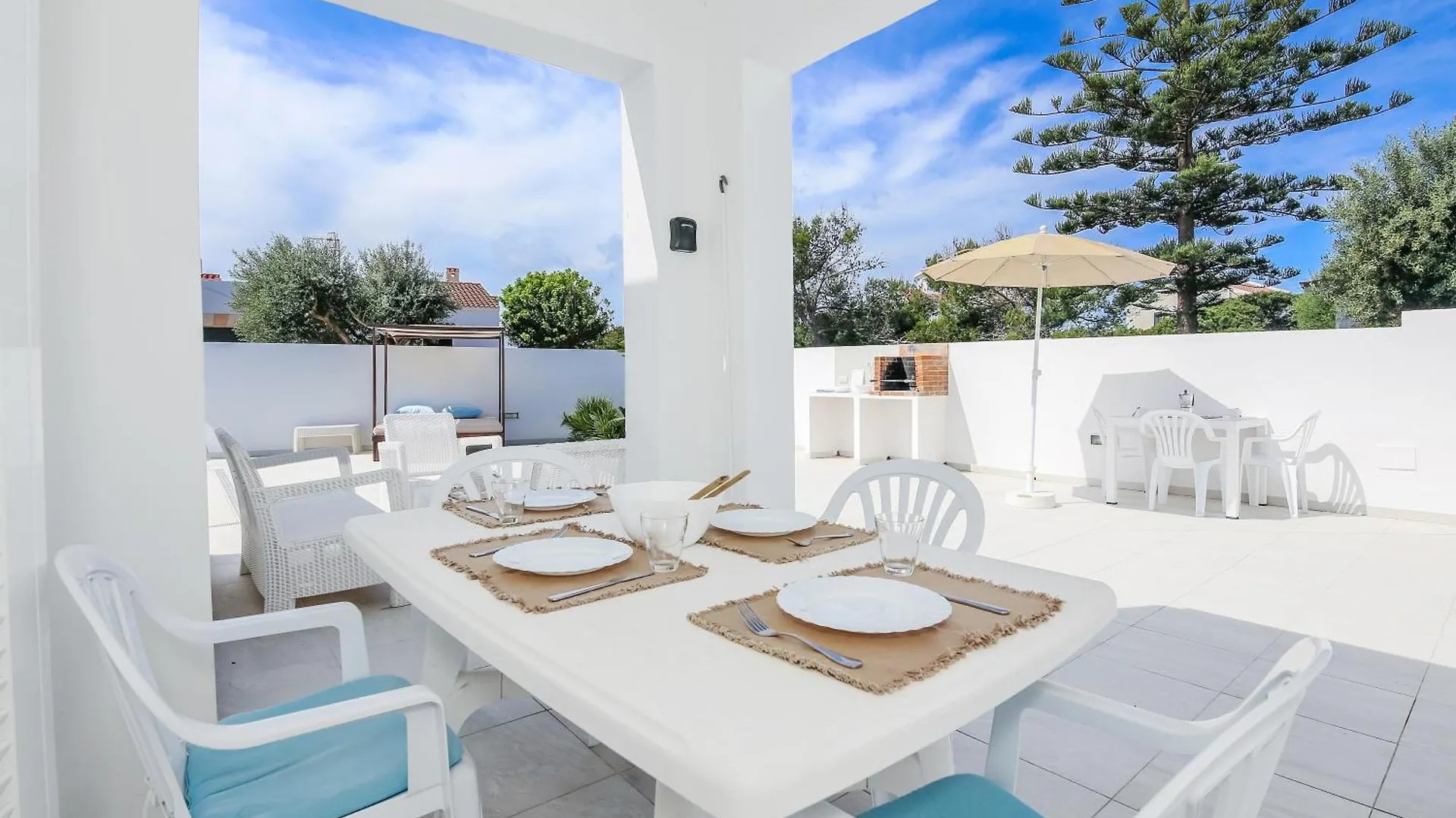 Prázdninový dům Villa Garasa Cala Blanca  Španělsko